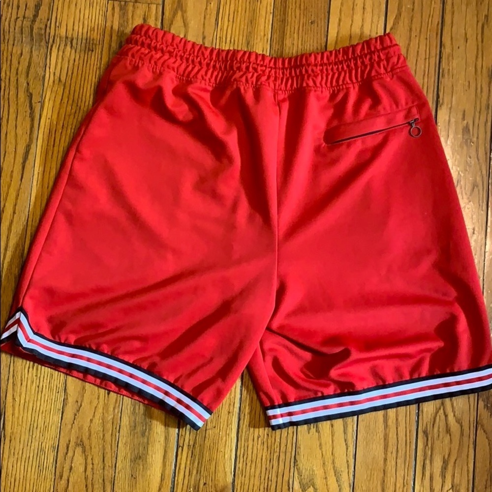 Athletic Men Zara Short - Picture 3 of 4